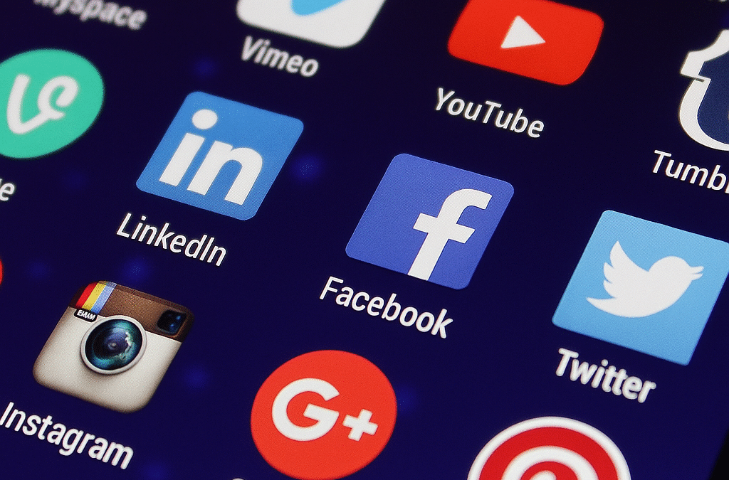 FOMO – lęk przed wypadnięciem z obiegu